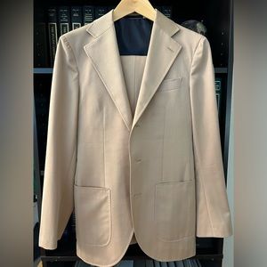 Spier and Mackay Neo Cut Solaro Suit size 34R (Similar to Suitsupply)